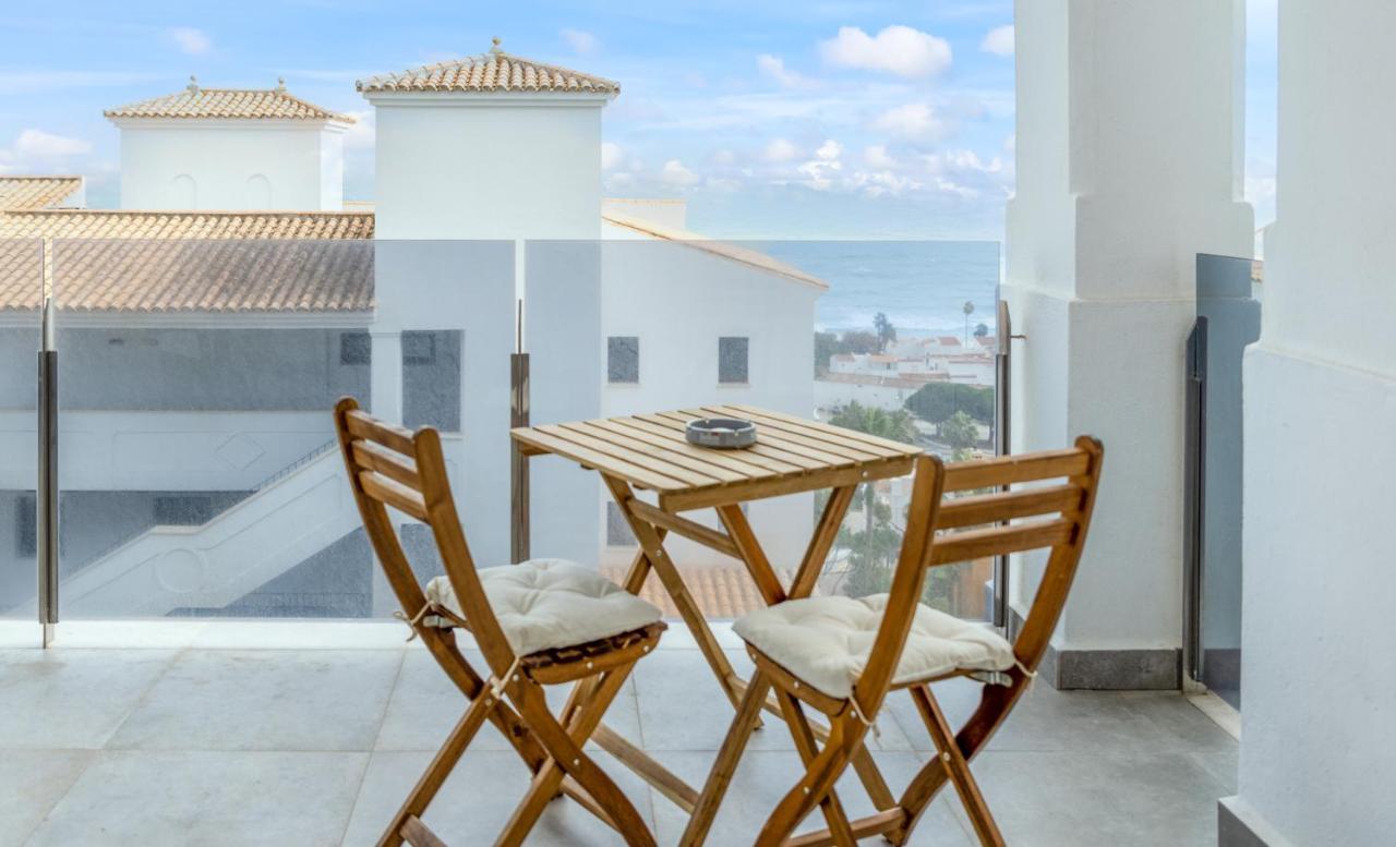 Luxurious Apartment With Sea Views Blue Suites B2-103 Манилва Екстериор снимка